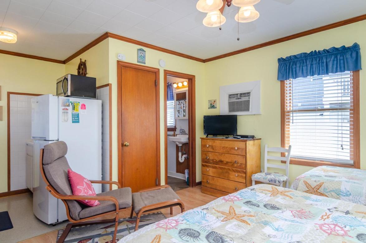 The Pelican Hidden Treasure Inn Room 2 By Bryant Real Estate Kure Beach Kültér fotó